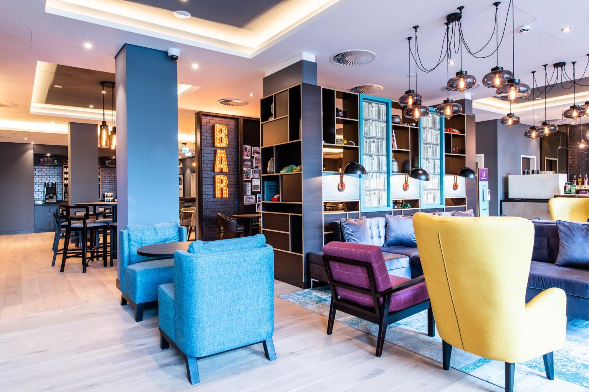 Premier Inn Essen City Centre Exterior photo